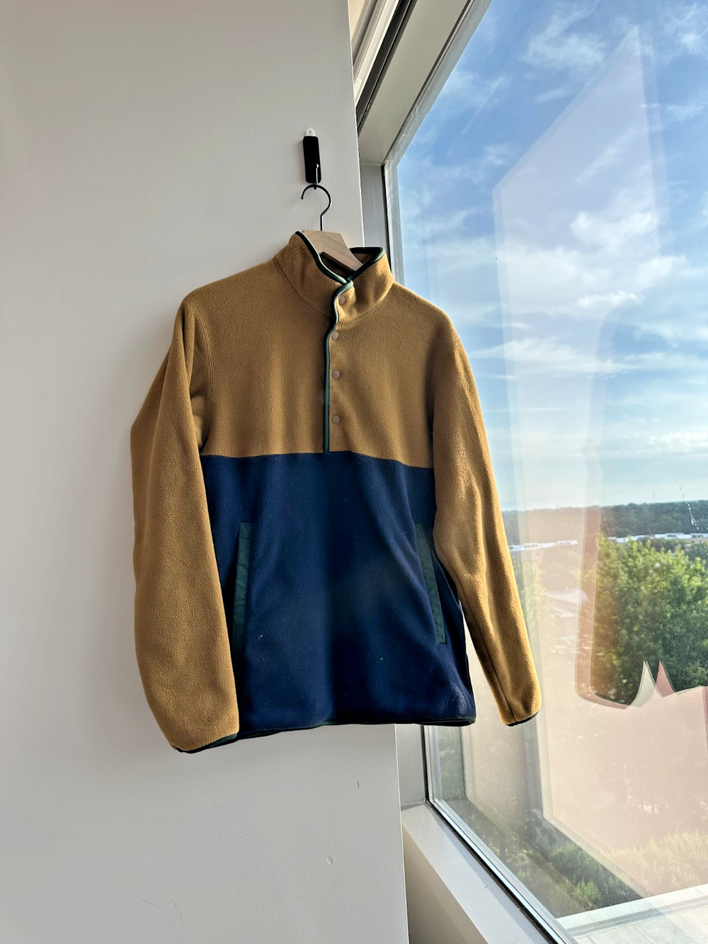 JW Anderson X Uniqlo Snap Button Anorak Fleece Sweater Mens Brown Blue Sz M